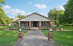 9850 E Maguire Road, Noble, OK 73068