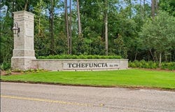 66 THUNDERBIRD Drive, Covington, LA 70433