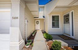 5498 S Adonis Pl, Boise, ID 83716