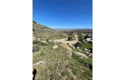 53 Spring Road, Colton, CA 92324