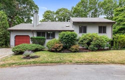 12 Silver Street, Warwick, RI 02889