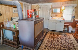 19 Knox Road, Peru, ME 04290