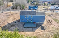 2 Stratton Farms Road, Suffield, CT 06093