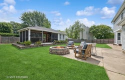 1623 Deerhaven Drive, Crystal Lake, IL 60014