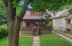 2546 N 53rd St, Milwaukee, WI 53210