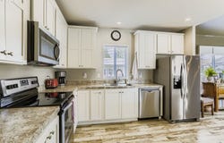 835 SE 1ST Ave, Canby, OR 97013