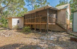 526 KINGS CREEK CIRCLE, STEINHATCHEE, FL 32359
