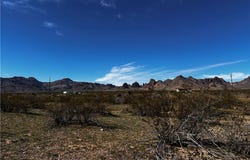 3129 S Peridot Road, Golden Valley, AZ 86413