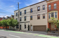 16 E WALNUT Street, LANCASTER, PA 17602