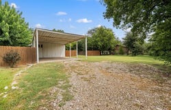 509 E Hayes Avenue, Whitney, TX 76692