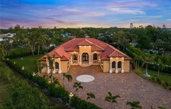 2340 BAYSHORE ROAD, NOKOMIS, FL 34275