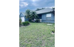 592 NW Turton Terrace, Port Saint Lucie, FL 34983