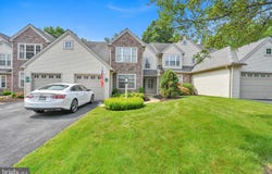 116 HAWK VALLEY LANE, DENVER, PA 17517