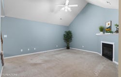 240 El Grande Lane, Lenoir City, TN 37771