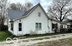 3080 E Linn Avenue, IN 47805