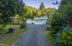 594 NE Newport Heights Drive, Newport, OR 97365