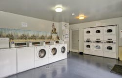 5 Embarcadero W, Oakland, CA 94607