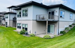 1246 Vernon Drive, Carver, MN 55315