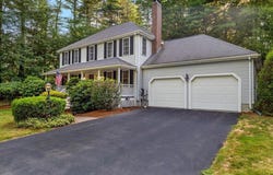 4 Tobacco Rd, Franklin, MA 02038