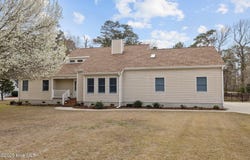 415 Hillcrest Drive, Morehead City, NC 28557