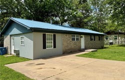 339  N Davis  ST, Pea Ridge, AR 72751