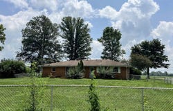 6910 W Cornbread Road, Yorktown, IN 47396