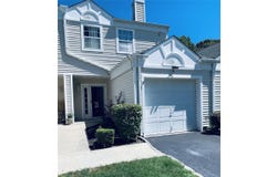 72 Fox Court, Manorville, NY 11949