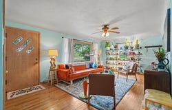 1317 Memorial Dr, Cedar Rapids, IA 52403