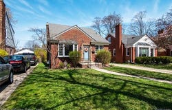 1968 Oxford Road, Grosse Pointe Woods, MI 48236