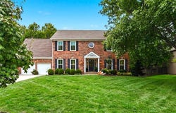 2908 W 124th Terrace, Leawood, KS 66209