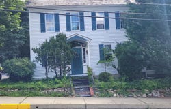 312 N Robinson Avenue, Pen Argyl, PA 18072