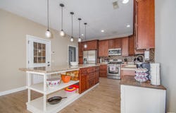 402a EDGEWOOD Road, Salem, IL 62881
