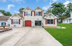 427 Amesbury Place, Glassboro Boro, NJ 08028