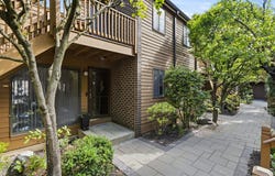 15 Greenridge Avenue, White Plains, NY 10605