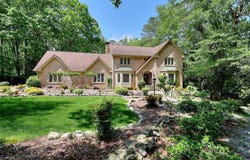 4853 Carlene Way SW, Lilburn, GA 30047