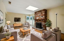 13739 Wyandotte Street, Van Nuys, CA 91405