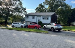 20 Camelia Drive, Cranston, RI 02920