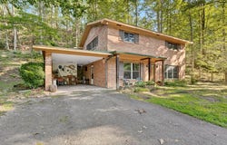 24345 Jeb Stuart Highway, Damascus, VA 24236