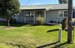 206 N Main Street, Ewing, MO 63440