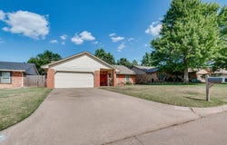 11312 Ashford Drive, Yukon, OK 73099