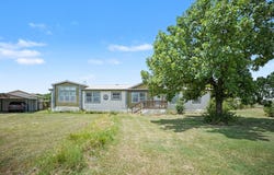 220 Barker Road, Ennis, TX 75119
