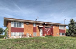 1206/1208 F. Ave, Circle, MT 59215