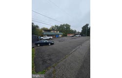 5686 ALLENTOWN Pike, READING, PA 19605