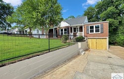 1027 Owens Rd, Martinsville, VA 24112