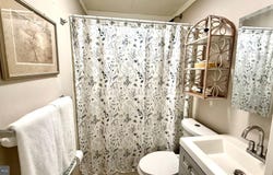 251 G STREET, CARNEYS POINT, NJ 08069