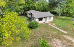 5544 Aa Highway, Alton, MO 65606
