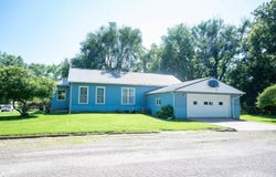 255 North 2nd Street, Warsaw, IL 62379
