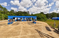 3901 Dolphin Drive, Gautier, MS 39553