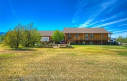 13 Coachman Lane, McAllister, MT 59740
