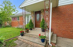6123 Wilson Mills Road, Highland Heights, OH 44143